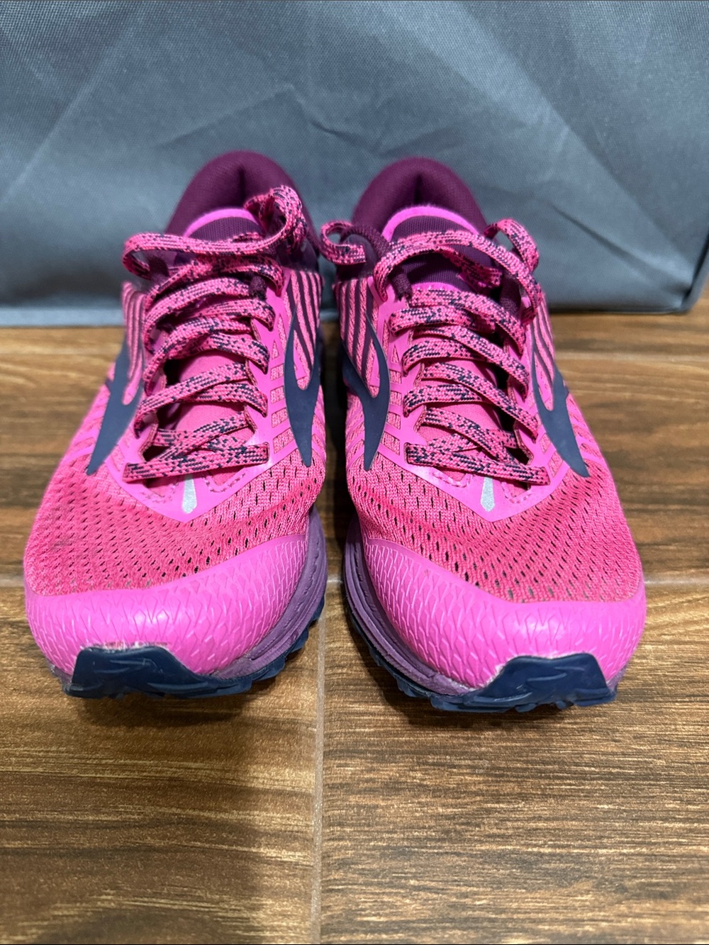 Brooks Women's Hot Pink Athletic Running Sneakers